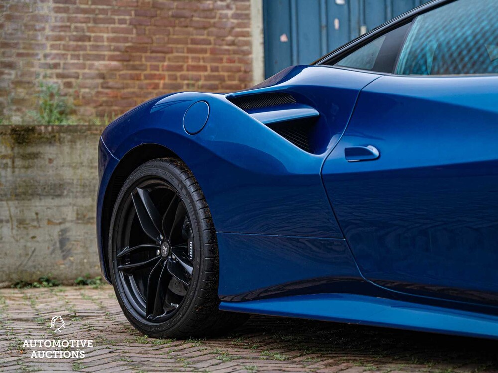 Ferrari 488 3.9 V8 GTB HELE 668PS 2016