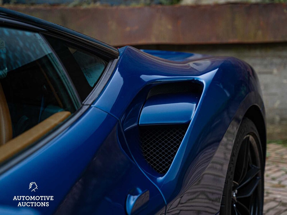Ferrari 488 3.9 V8 GTB HELE 668PS 2016