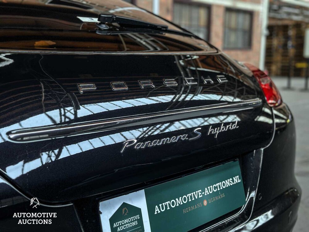 Porsche Panamera Hybrid 3.0 V6 380pk 2011 8-speed