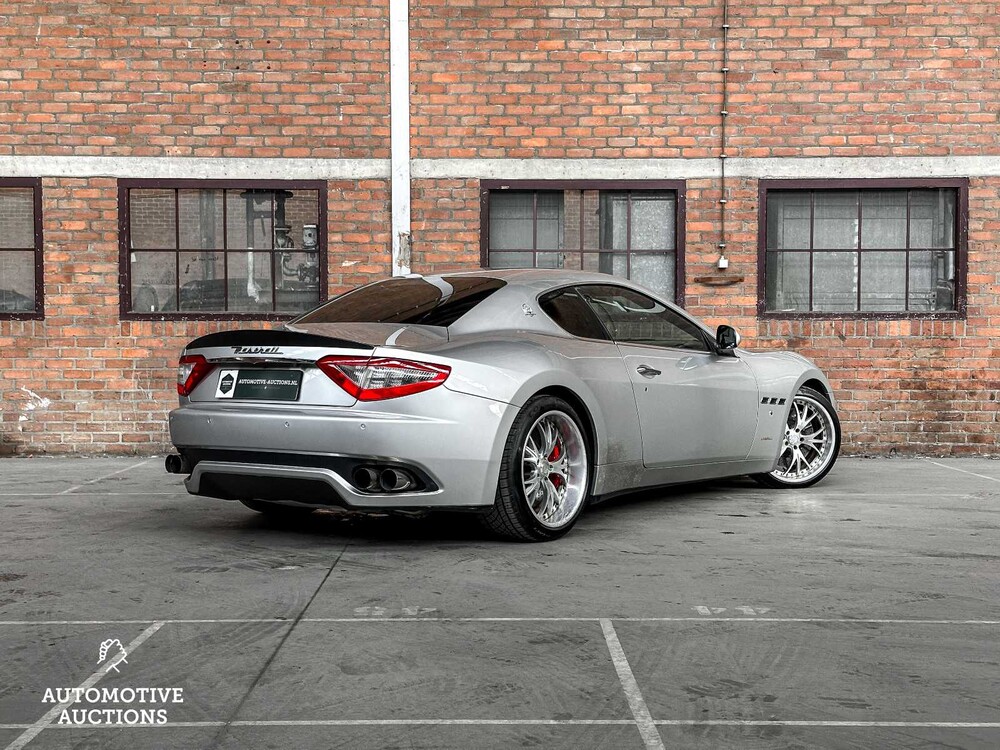 Maserati GranTurismo 4.2 V8 405hp 2008 youngtimer