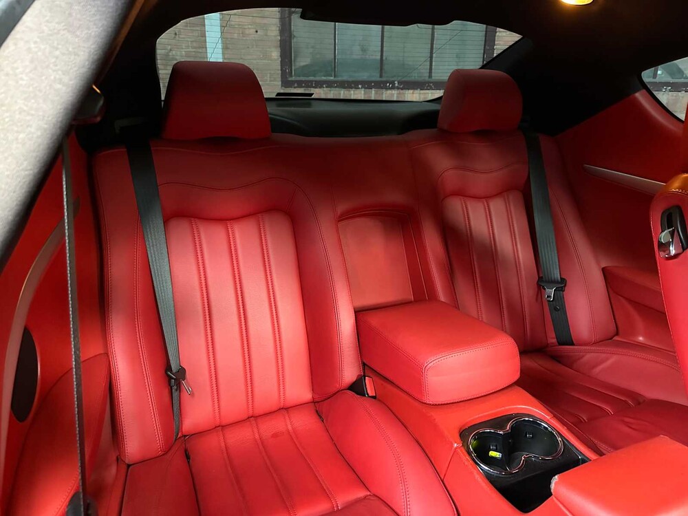Maserati GranTurismo 4.2 V8 405hp 2008 youngtimer
