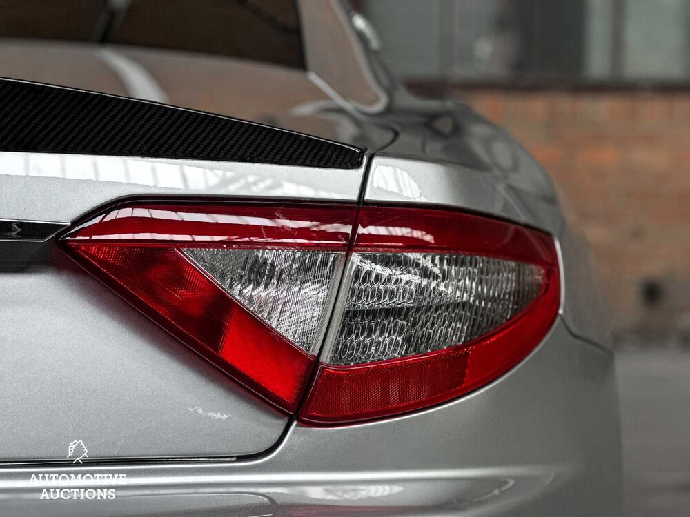 Maserati GranTurismo 4.2 V8 405hp 2008 youngtimer