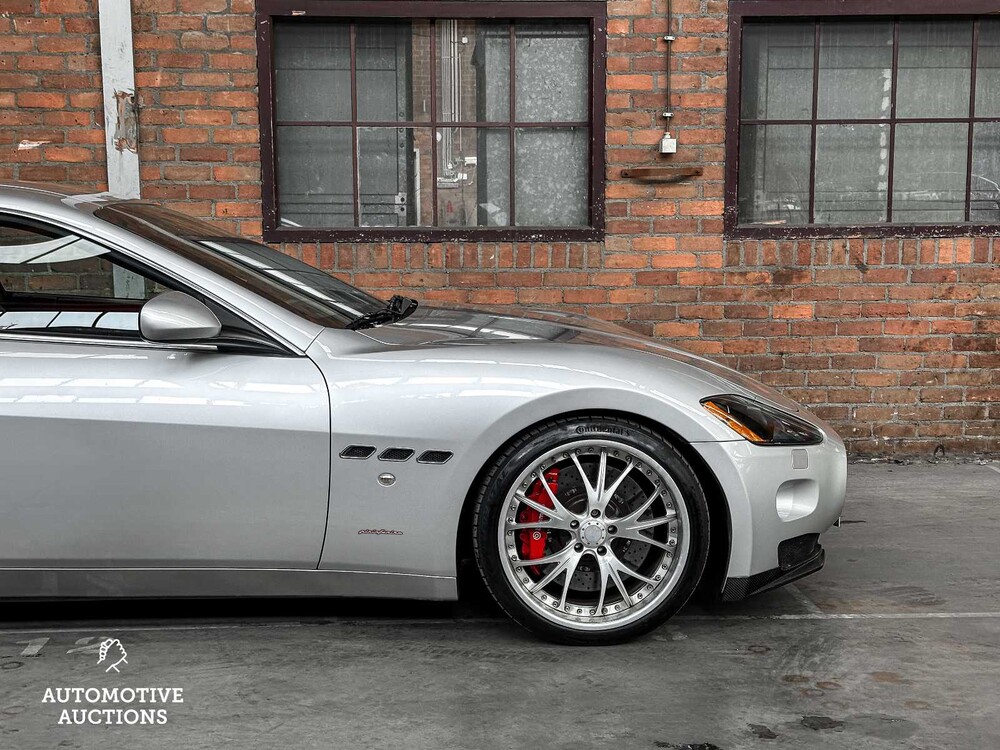 Maserati GranTurismo 4.2 V8 405hp 2008 youngtimer