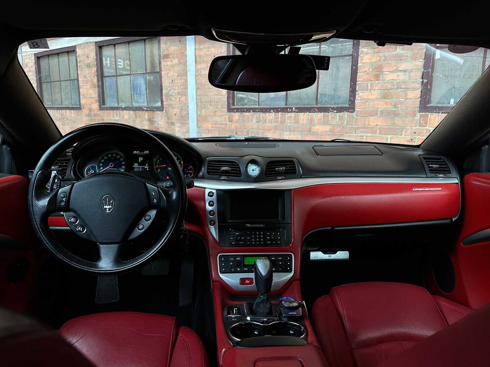 Maserati GranTurismo 4.2 V8 405hp 2008 youngtimer