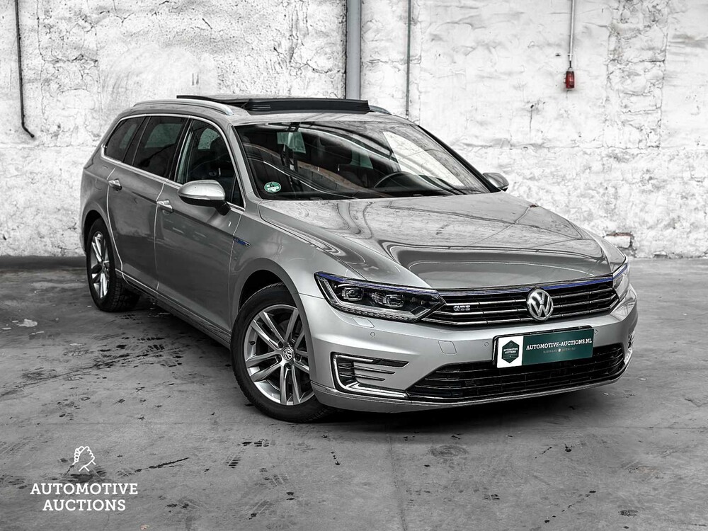 Volkswagen Passat Variant 1.4 TSI GTE Highline 156pk 2016 (Origineel-NL), KL-121-H