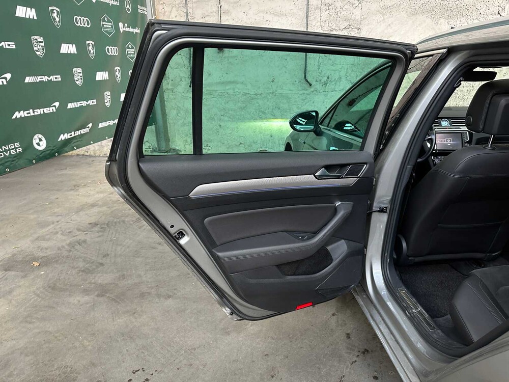 Volkswagen Passat Variant 1.4 TSI GTE Highline 156pk 2016 (Origineel-NL), KL-121-H