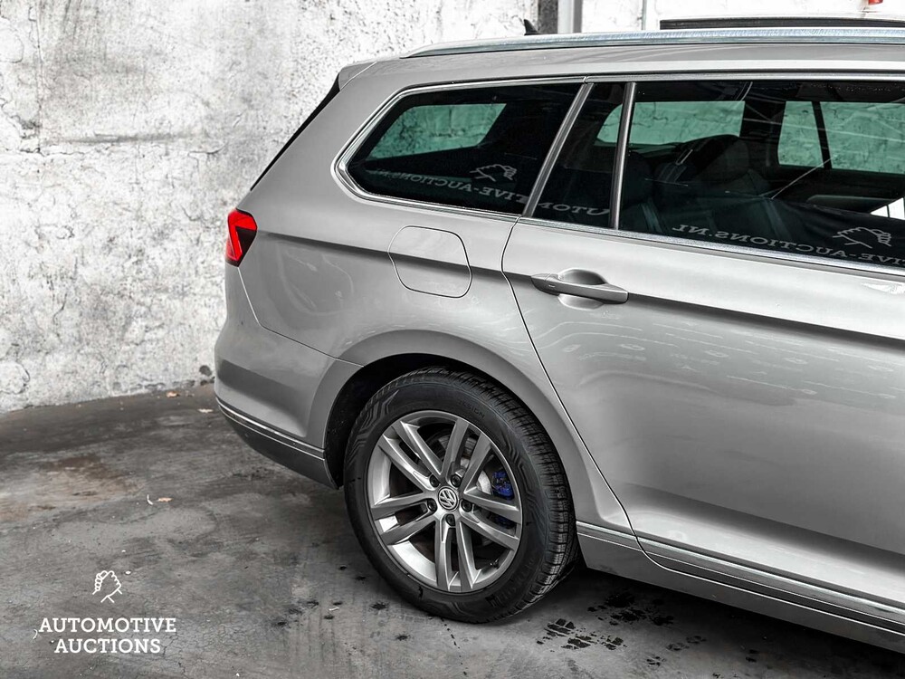 Volkswagen Passat Variant 1.4 TSI GTE Highline 156pk 2016 (Origineel-NL), KL-121-H