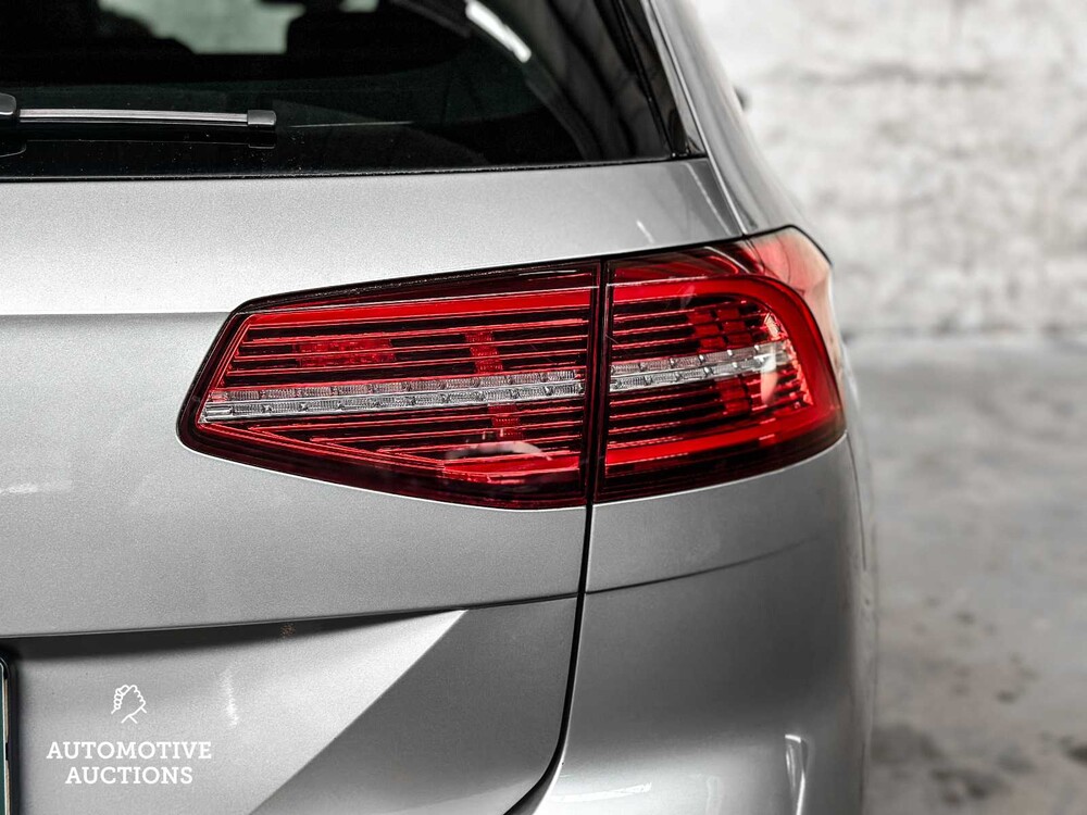 Volkswagen Passat Variant 1.4 TSI GTE Highline 156pk 2016 (Origineel-NL), KL-121-H