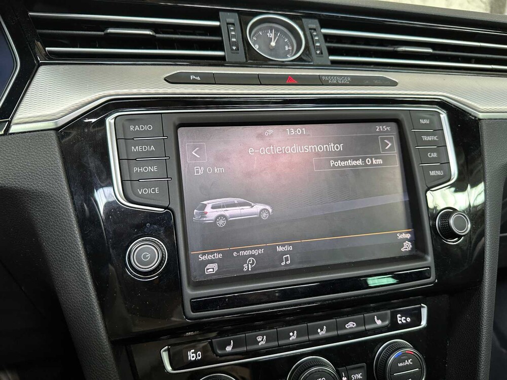 Volkswagen Passat Variant 1.4 TSI GTE Highline 156pk 2016 (Origineel-NL), KL-121-H