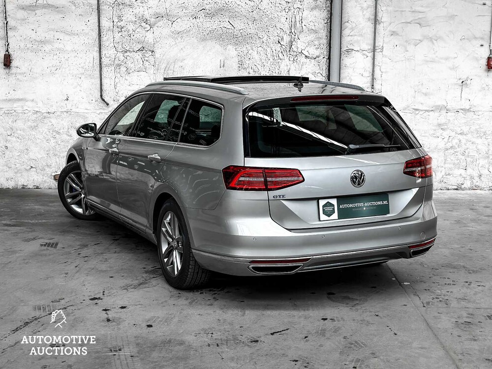 Volkswagen Passat Variant 1.4 TSI GTE Highline 156pk 2016 (Origineel-NL), KL-121-H
