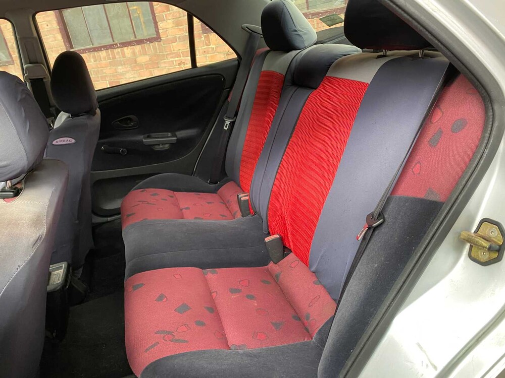 Mitsubishi Carisma 1.6 Comfort 99pk 2000 -Orig. NL-, 16-FD-GN