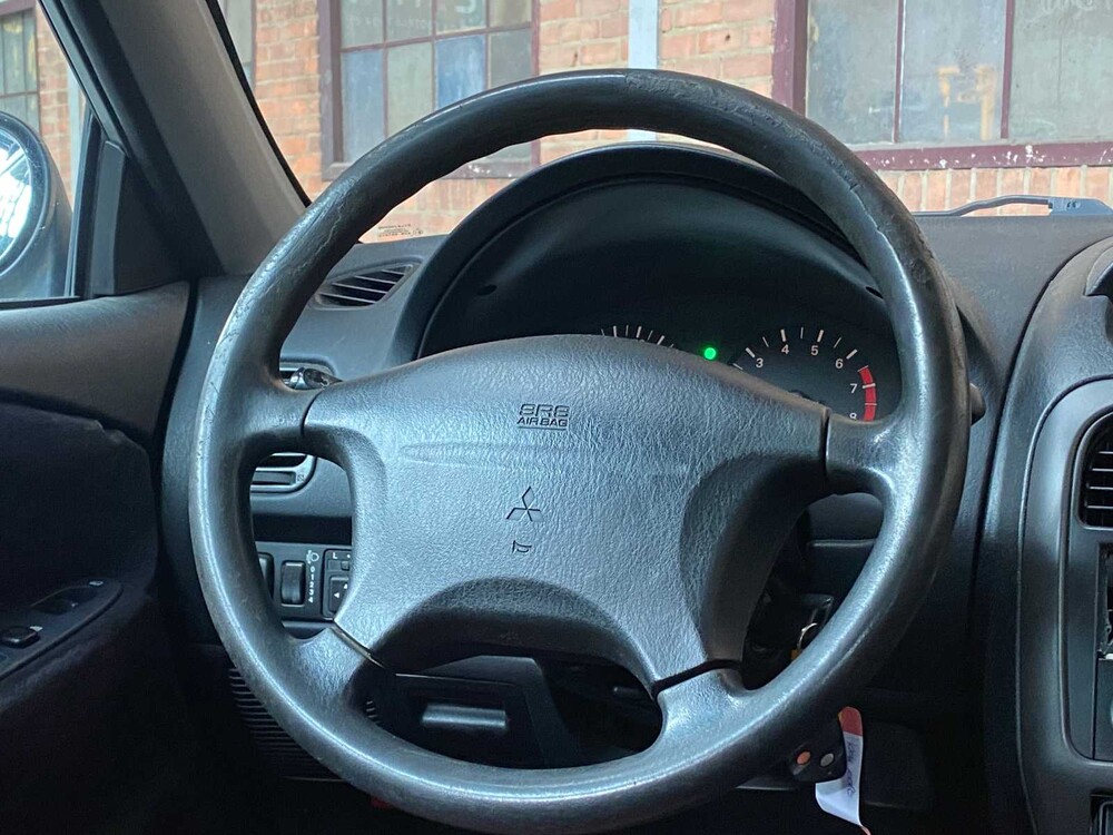 Mitsubishi Carisma 1.6 Comfort 99pk 2000 -Orig. NL-, 16-FD-GN