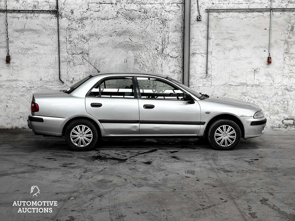 Mitsubishi Carisma 1.6 Comfort 99pk 2000 -Orig. NL-, 16-FD-GN