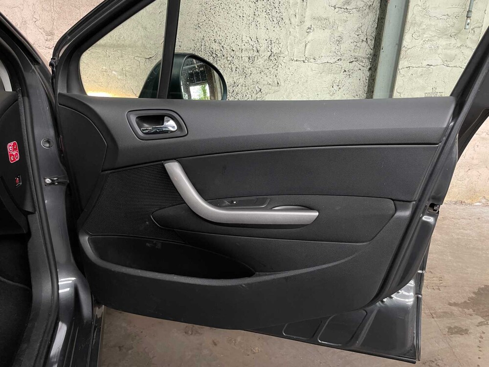 Peugeot 308 SW 2.0 HDiF XT 135hp 2009, 72-LDJ-7