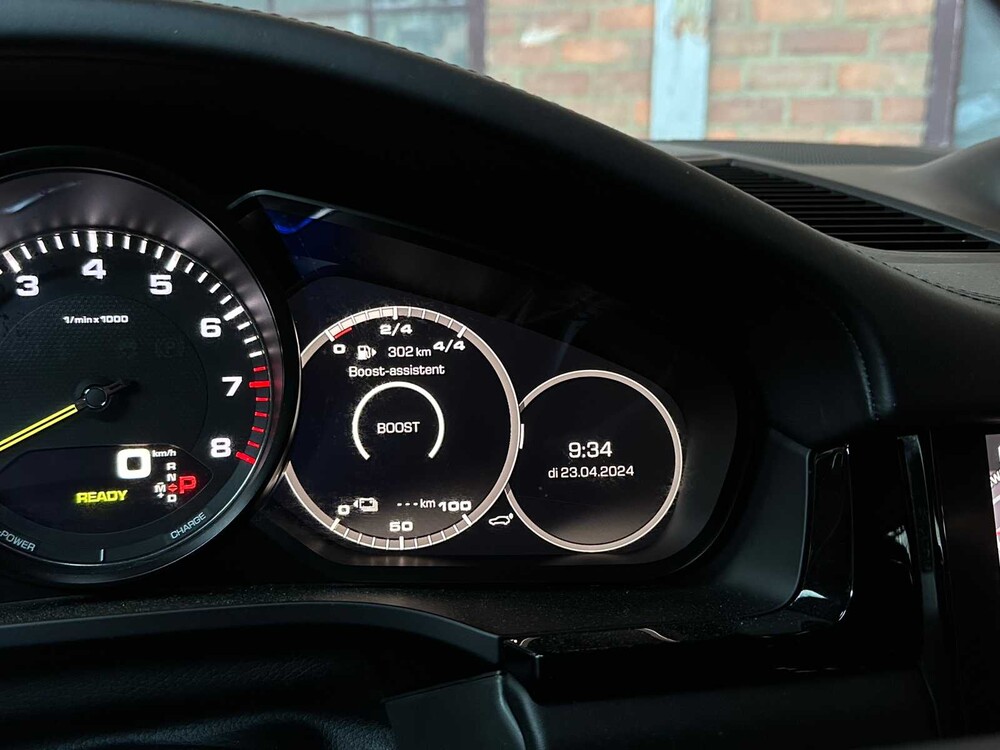 Porsche Cayenne Coupé E-Hybrid 3.0 V6 462pk 2019 Sport-Chrono (Origineel-NL) Plugin-Hybrid, G-926-HR