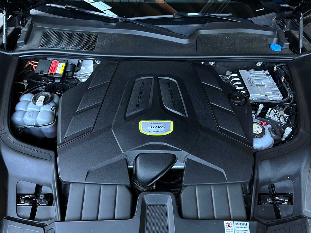 Porsche Cayenne Coupé E-Hybrid 3.0 V6 462pk 2019 Sport-Chrono (Origineel-NL) Plugin-Hybrid, G-926-HR