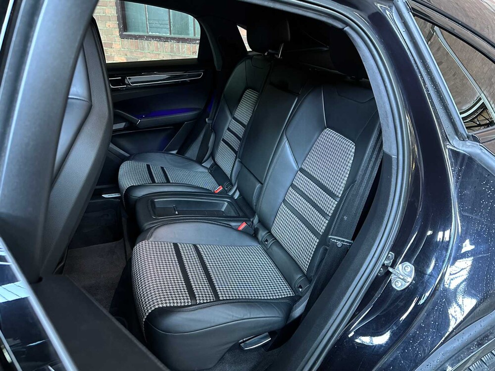 Porsche Cayenne Coupé E-Hybrid 3.0 V6 462pk 2019 Sport-Chrono (Origineel-NL) Plugin-Hybrid, G-926-HR