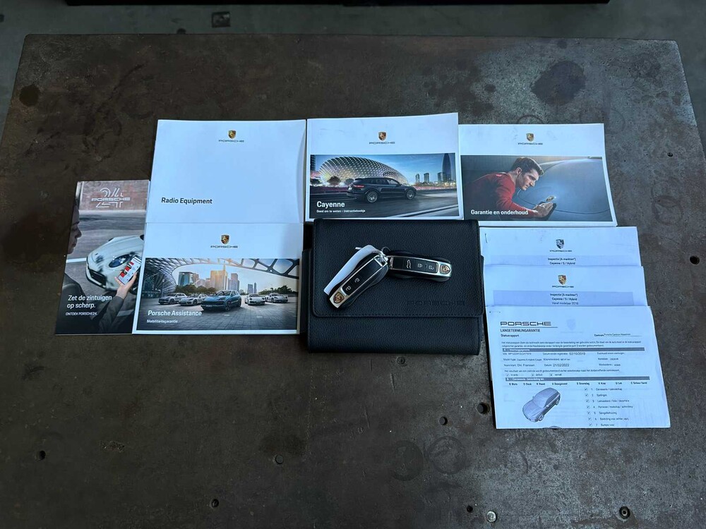Porsche Cayenne Coupé E-Hybrid 3.0 V6 462pk 2019 Sport-Chrono (Origineel-NL) Plugin-Hybrid, G-926-HR