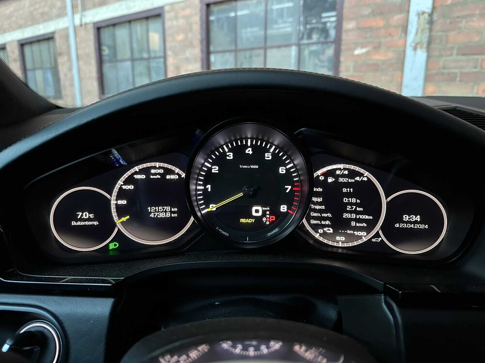 Porsche Cayenne Coupé E-Hybrid 3.0 V6 462pk 2019 Sport-Chrono (Origineel-NL) Plugin-Hybrid, G-926-HR