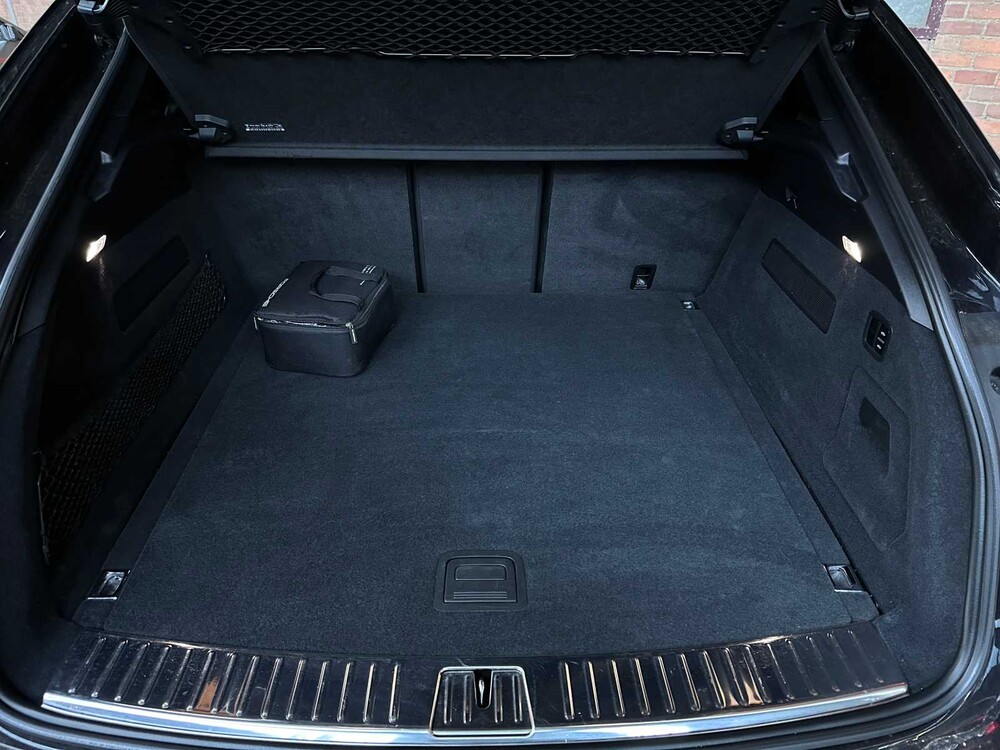 Porsche Cayenne Coupé E-Hybrid 3.0 V6 462pk 2019 Sport-Chrono (Origineel-NL) Plugin-Hybrid, G-926-HR