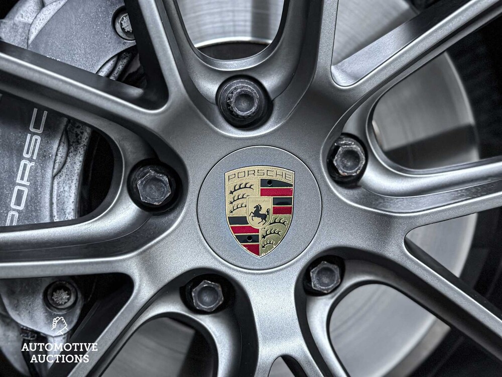 Porsche Cayenne Coupé E-Hybrid 3.0 V6 462pk 2019 Sport-Chrono (Origineel-NL) Plugin-Hybrid, G-926-HR