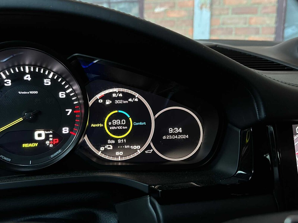 Porsche Cayenne Coupé E-Hybrid 3.0 V6 462pk 2019 Sport-Chrono (Origineel-NL) Plugin-Hybrid, G-926-HR