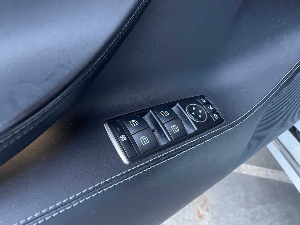 Tesla Model S 75D Base 333pk 2018 (Origineel-NL + 1e eigenaar), SZ-705-Z