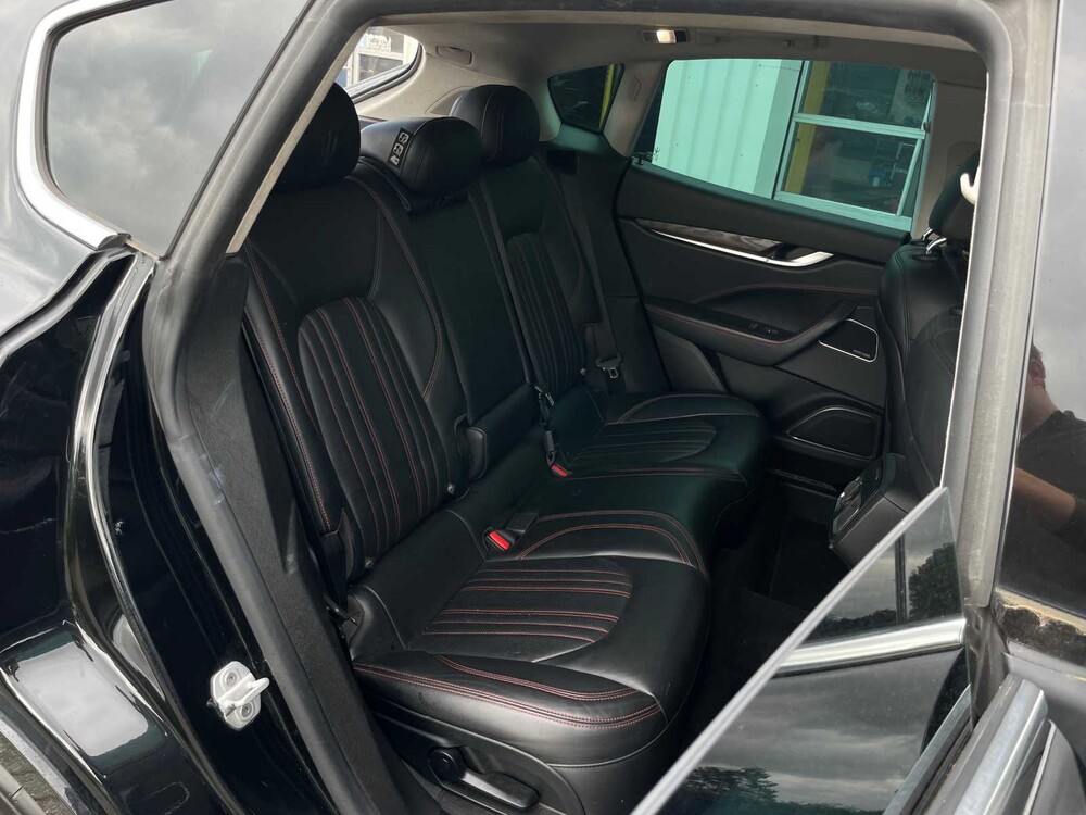 Maserati Levante Luxury 3.0 V6 348pk 2017