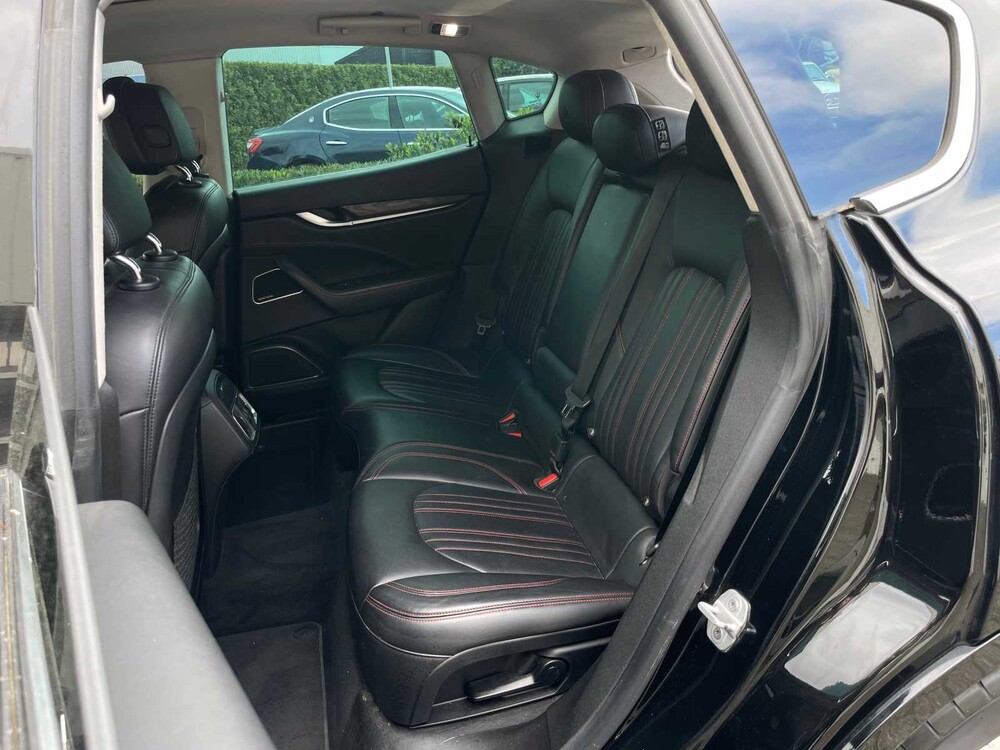 Maserati Levante Luxury 3.0 V6 348pk 2017