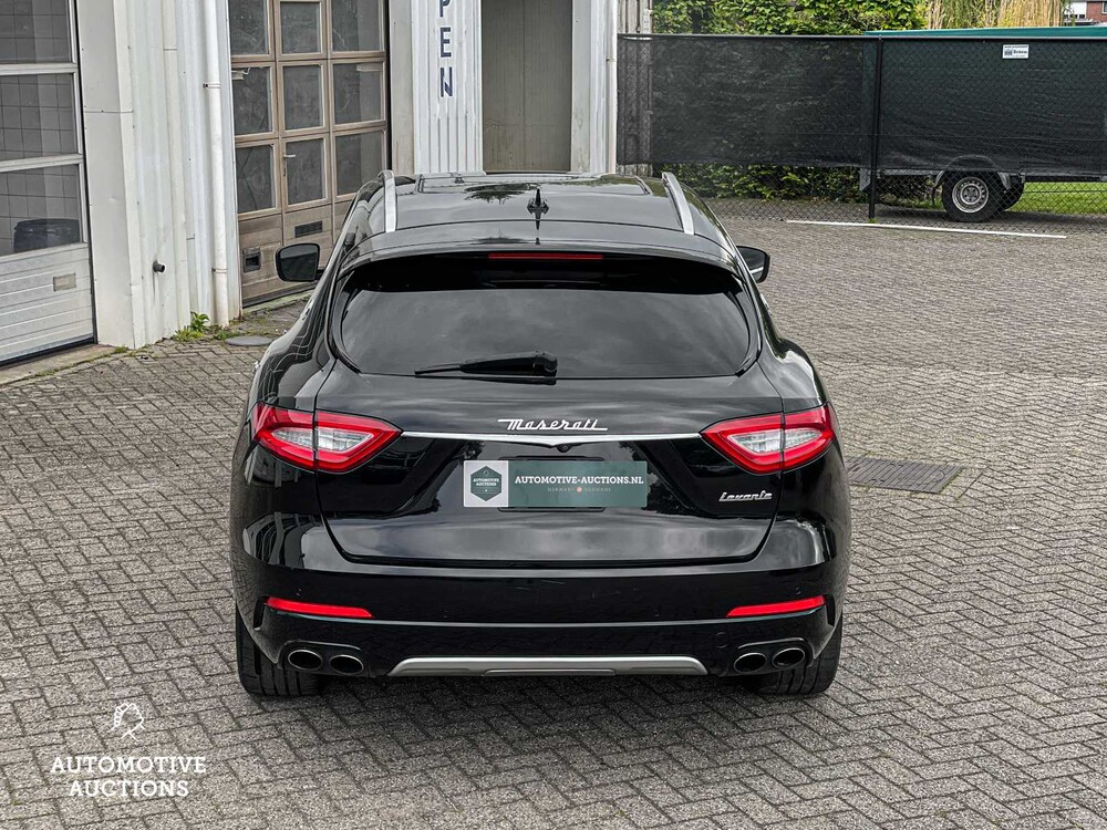 Maserati Levante Luxury 3.0 V6 348pk 2017