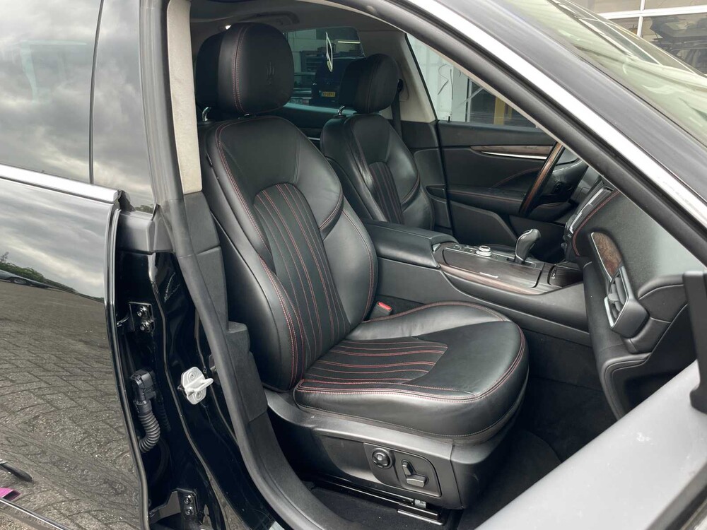 Maserati Levante Luxury 3.0 V6 348pk 2017