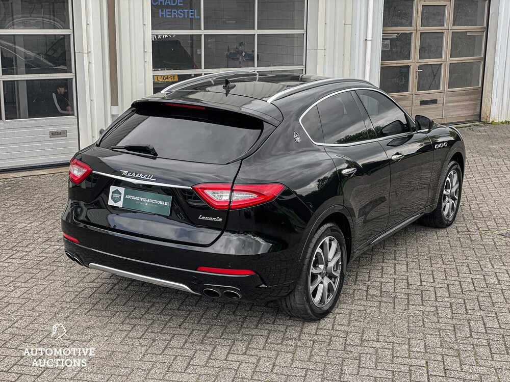 Maserati Levante Luxury 3.0 V6 348pk 2017