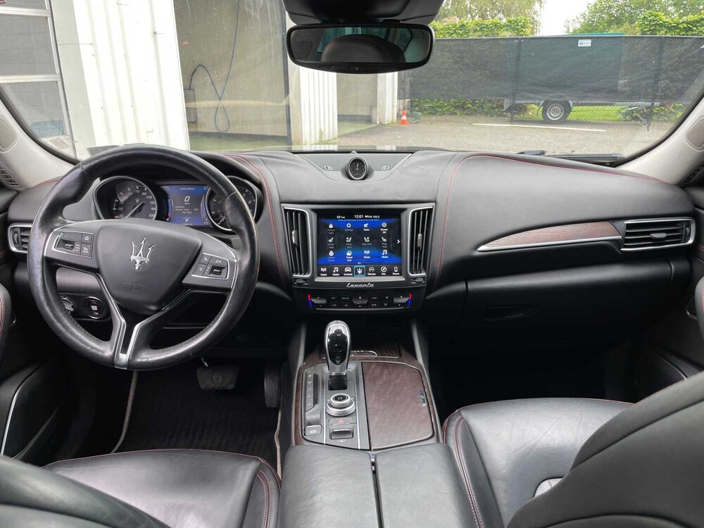 Maserati Levante Luxury 3.0 V6 348pk 2017