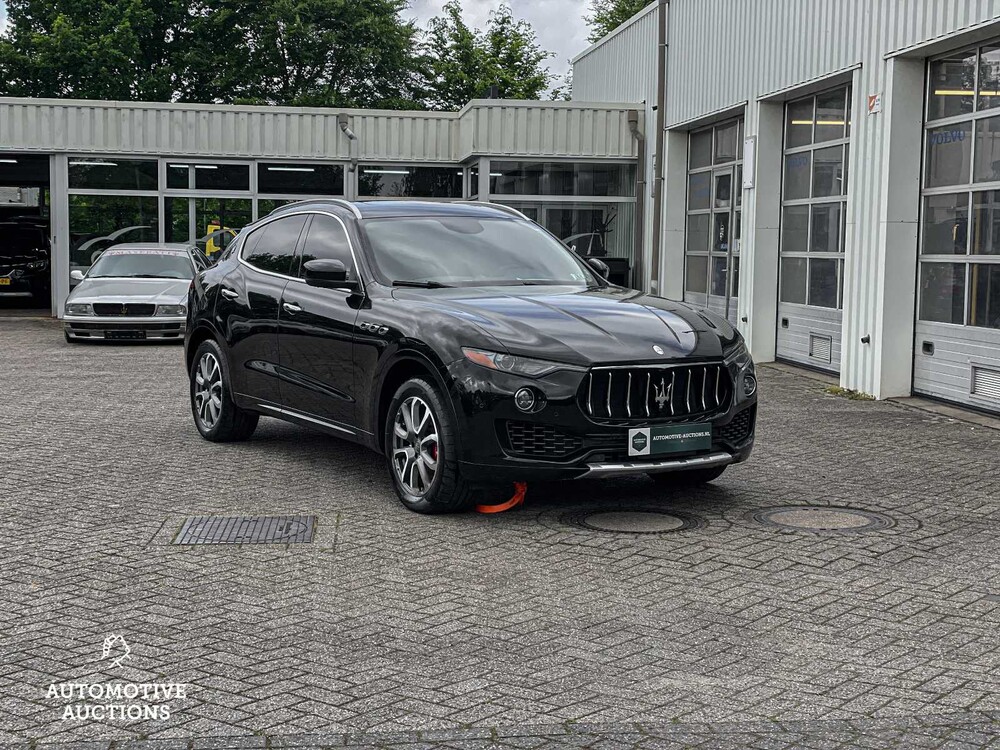 Maserati Levante Luxury 3.0 V6 348pk 2017