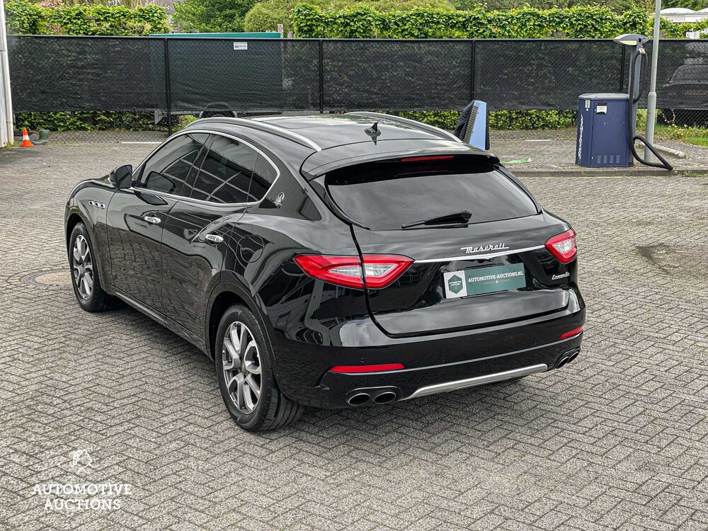 Maserati Levante Luxury 3.0 V6 348pk 2017