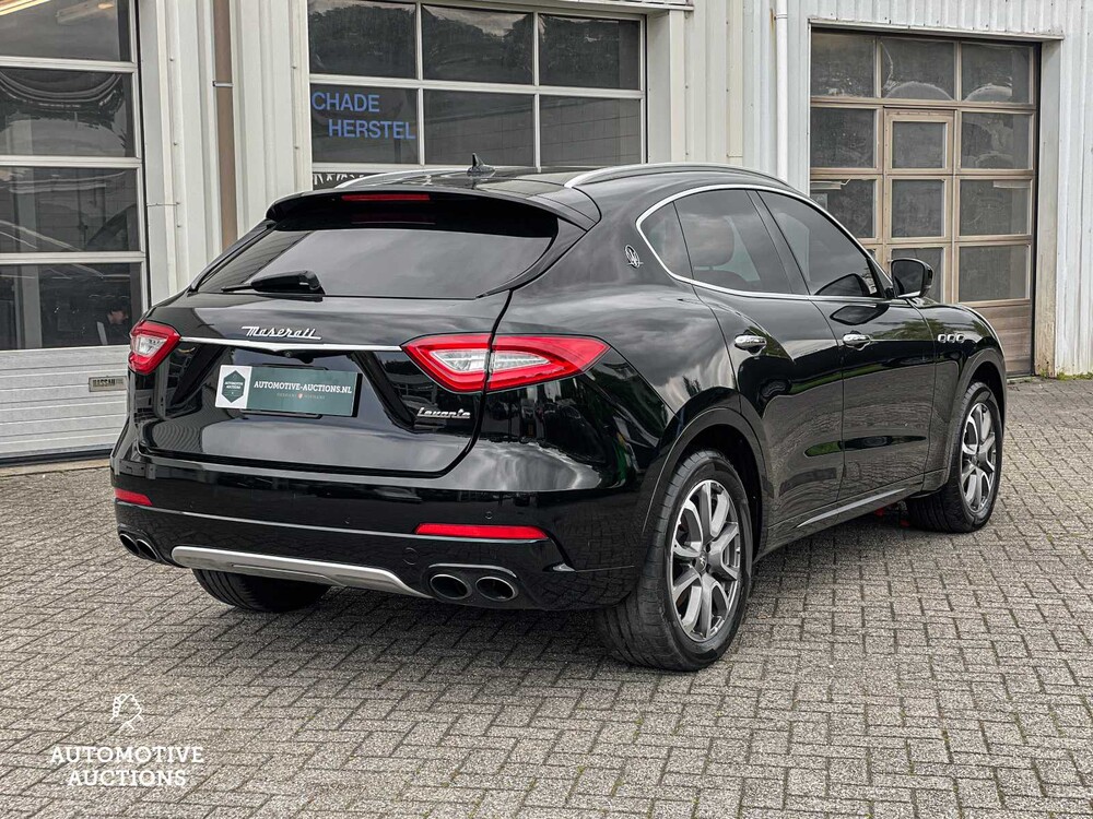 Maserati Levante Luxury 3.0 V6 348pk 2017
