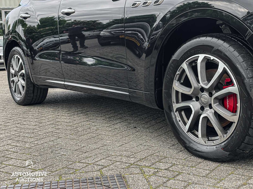 Maserati Levante Luxury 3.0 V6 348pk 2017