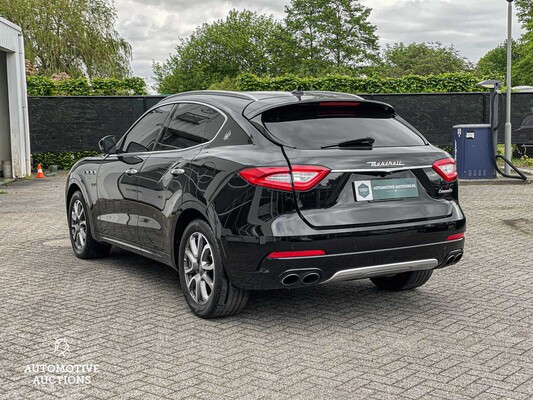 Maserati Levante Luxury 3.0 V6 348hp 2017