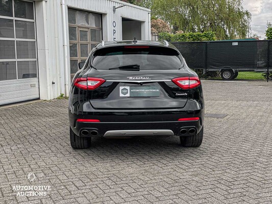 Maserati Levante Luxury 3.0 V6 348hp 2017