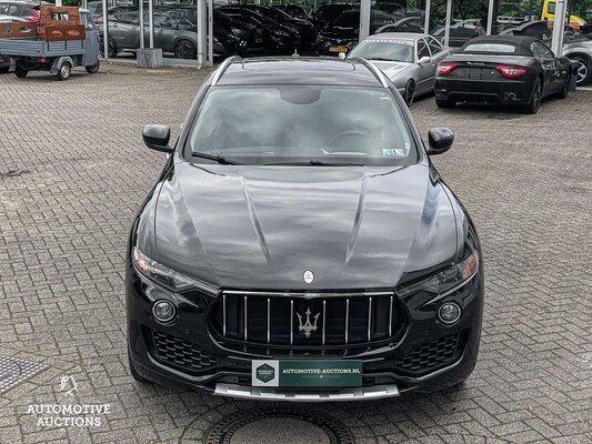 Maserati Levante Luxury 3.0 V6 348hp 2017