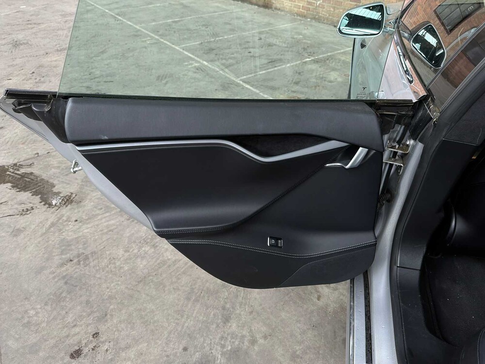 Tesla Model S 75D Base 333pk 2018 (Origineel-NL), TV-030-T