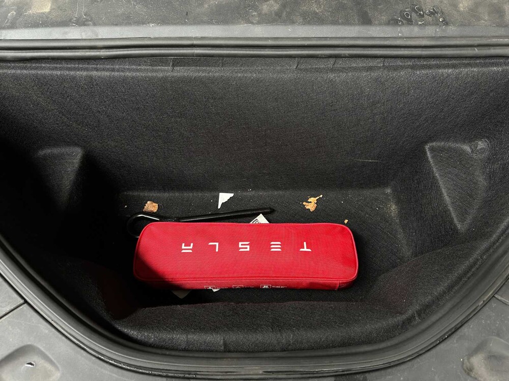 Tesla Model S 75D Base 333pk 2018 (Origineel-NL), TV-030-T