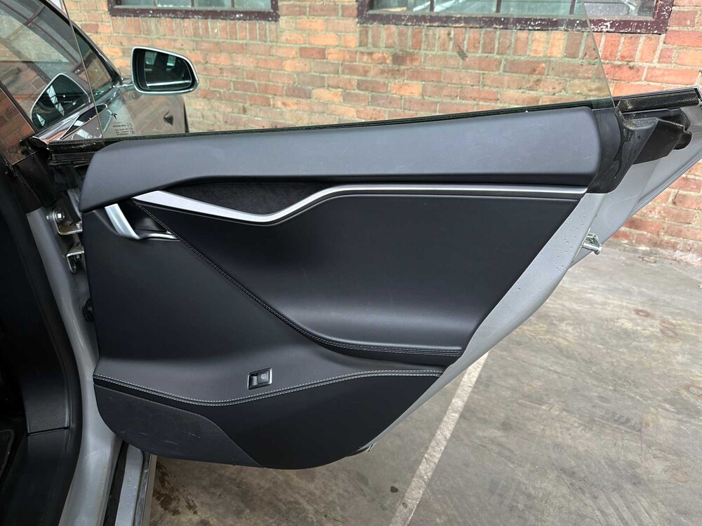 Tesla Model S 75D Base 333pk 2018 (Origineel-NL), TV-030-T