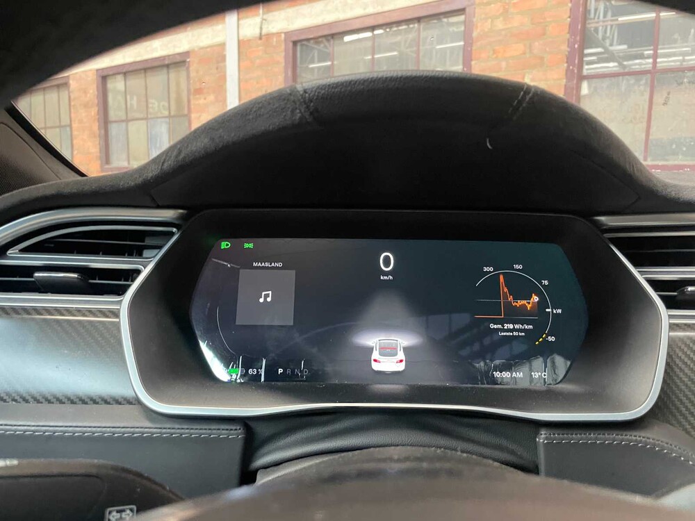 Tesla Model S 85 Performance 421hp 2015 FREE-CHARGING (Original-UK), 4-ZTH-49