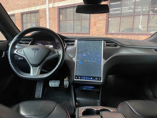 Tesla Model S 85 Performance 421hp 2015 FREE-CHARGING (Original-UK), 4-ZTH-49