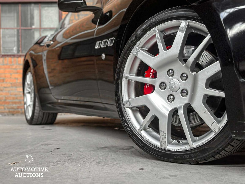Maserati GranTurismo Spyder 4.2 V8 402pk 2010