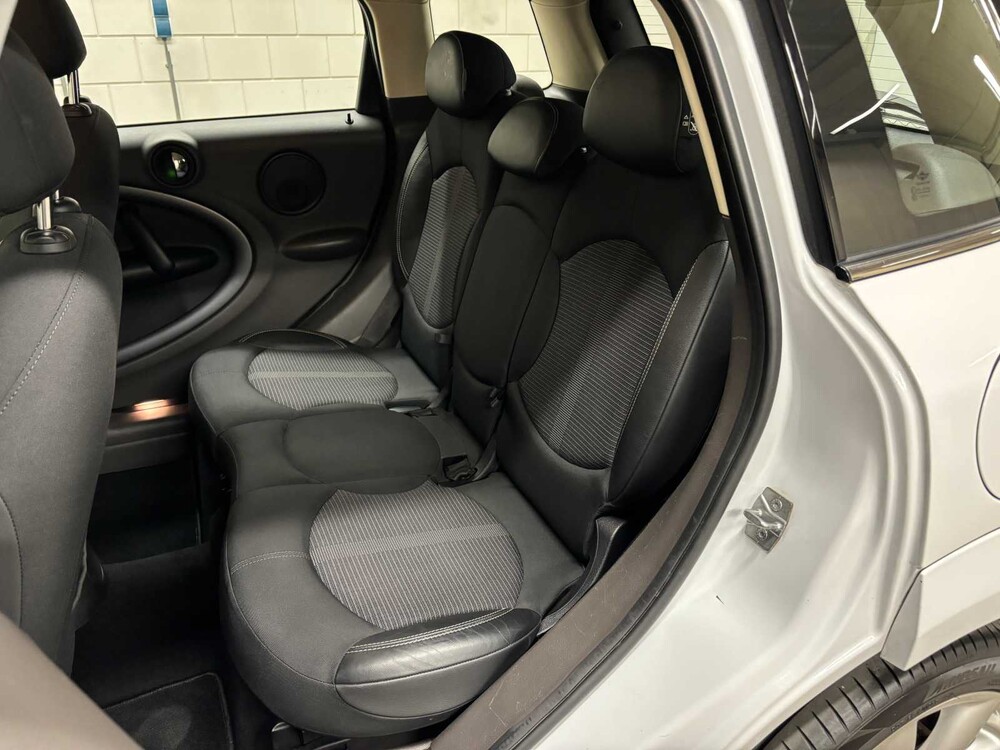 Mini Countryman Cooper S 1.6 Chile 184hp 2011 (Original-NL), 37-RVR-3