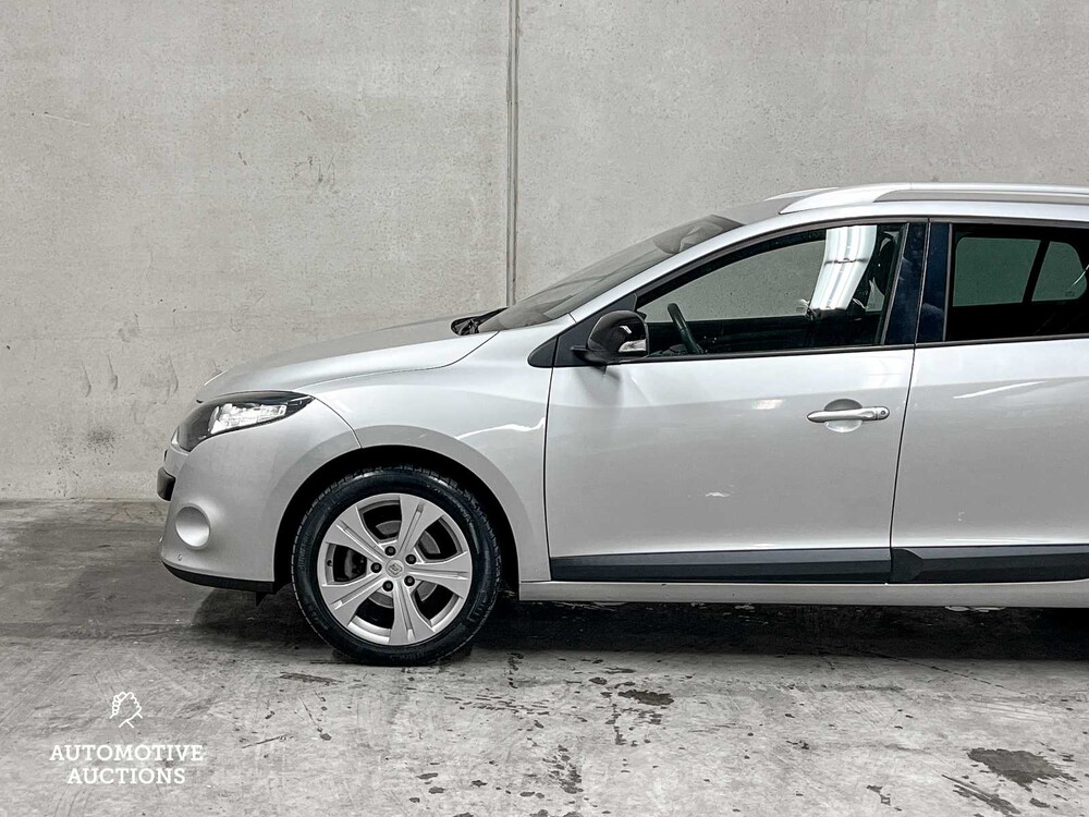 PHOTOS! Renault Mégane Estate 1.6 Parisienne 110hp 2011 (Original-NL), 19-RFF-1