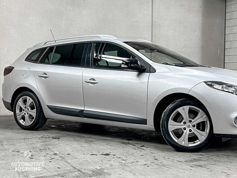PHOTOS! Renault Mégane Estate 1.6 Parisienne 110hp 2011 (Original-NL), 19-RFF-1