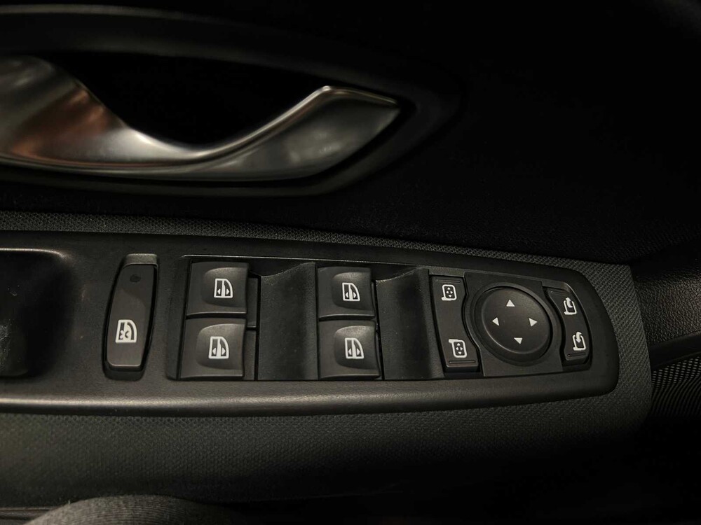 PHOTOS! Renault Mégane Estate 1.6 Parisienne 110hp 2011 (Original-NL), 19-RFF-1